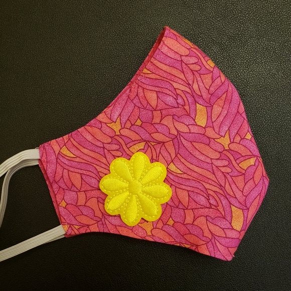 FACE MASK - Picture 1 of 2